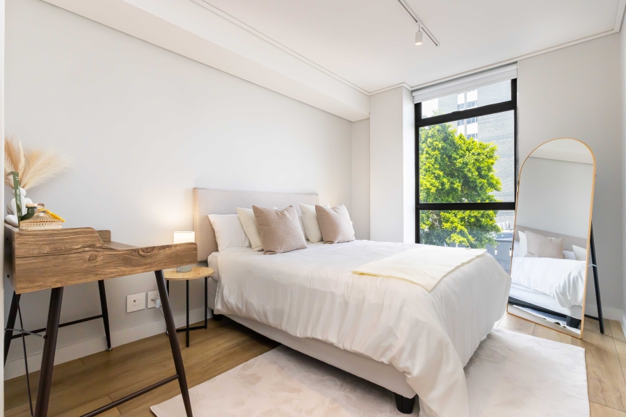 To Let 1 Bedroom Property for Rent in Sea Point Western Cape